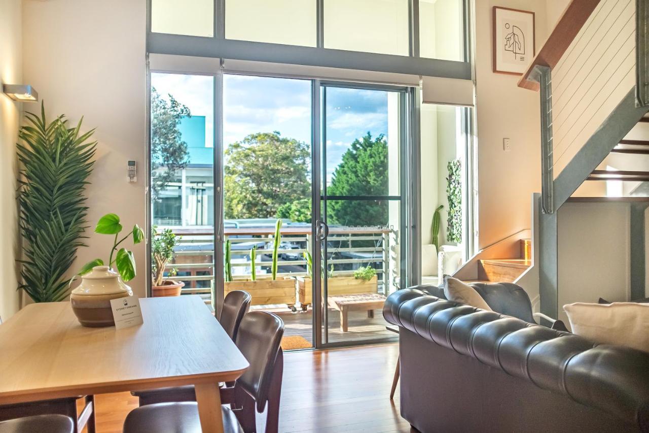 Spacious Lofty Loft By Dreams *