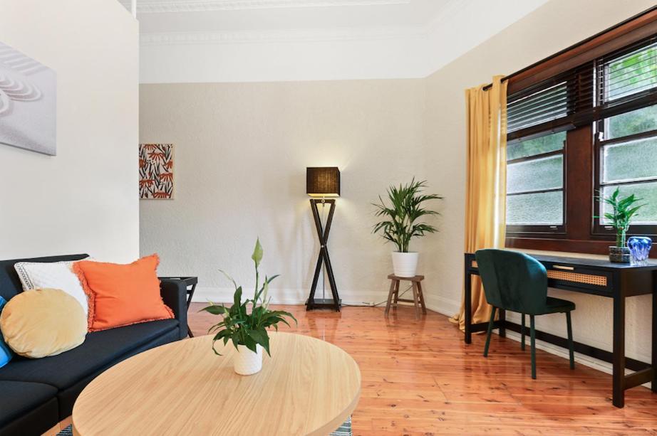 The Luxurious With Courtyard Apartment