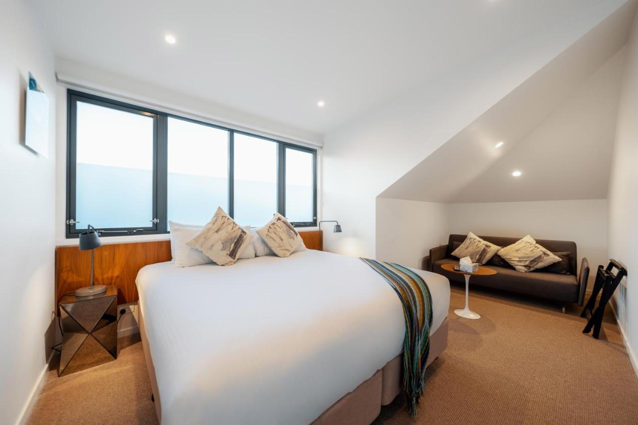 Cremorne Point Manor Guest house