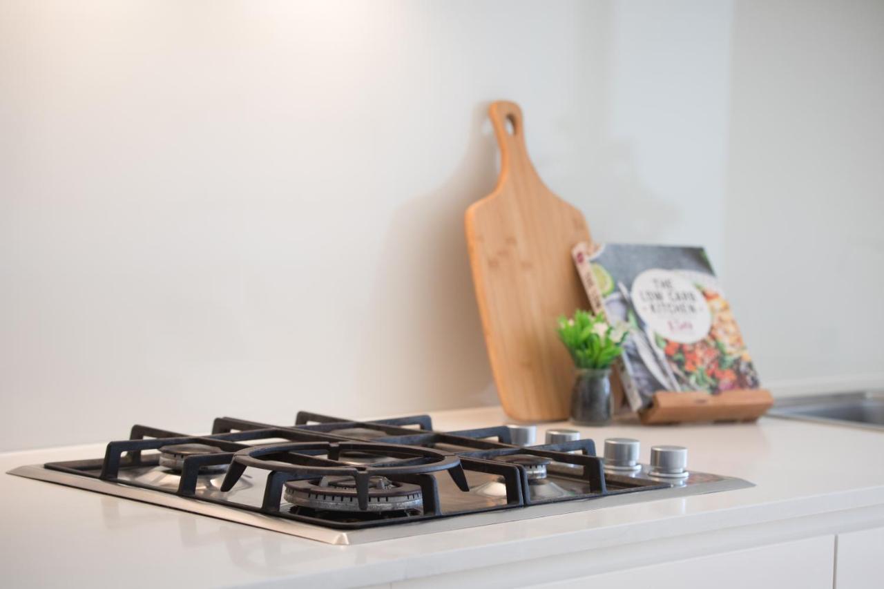 Apartment Waterloo St By Urban Rest Sydney