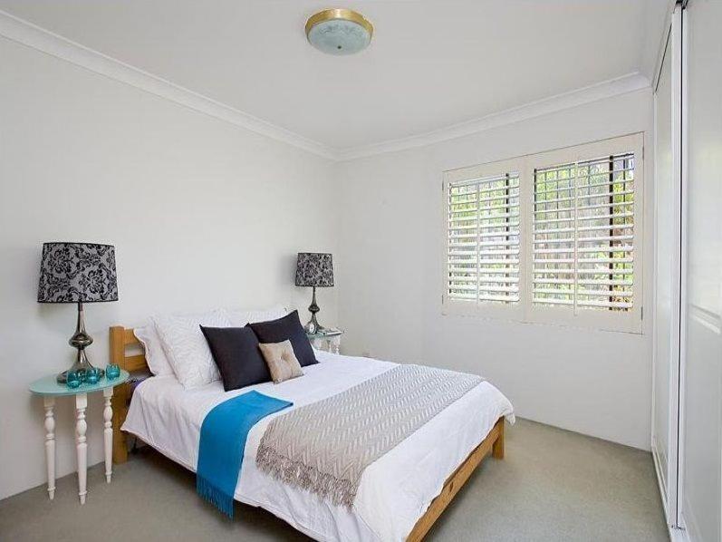 Spacious 3 Bed 2 Bathroom Apartment With Parking Sydney