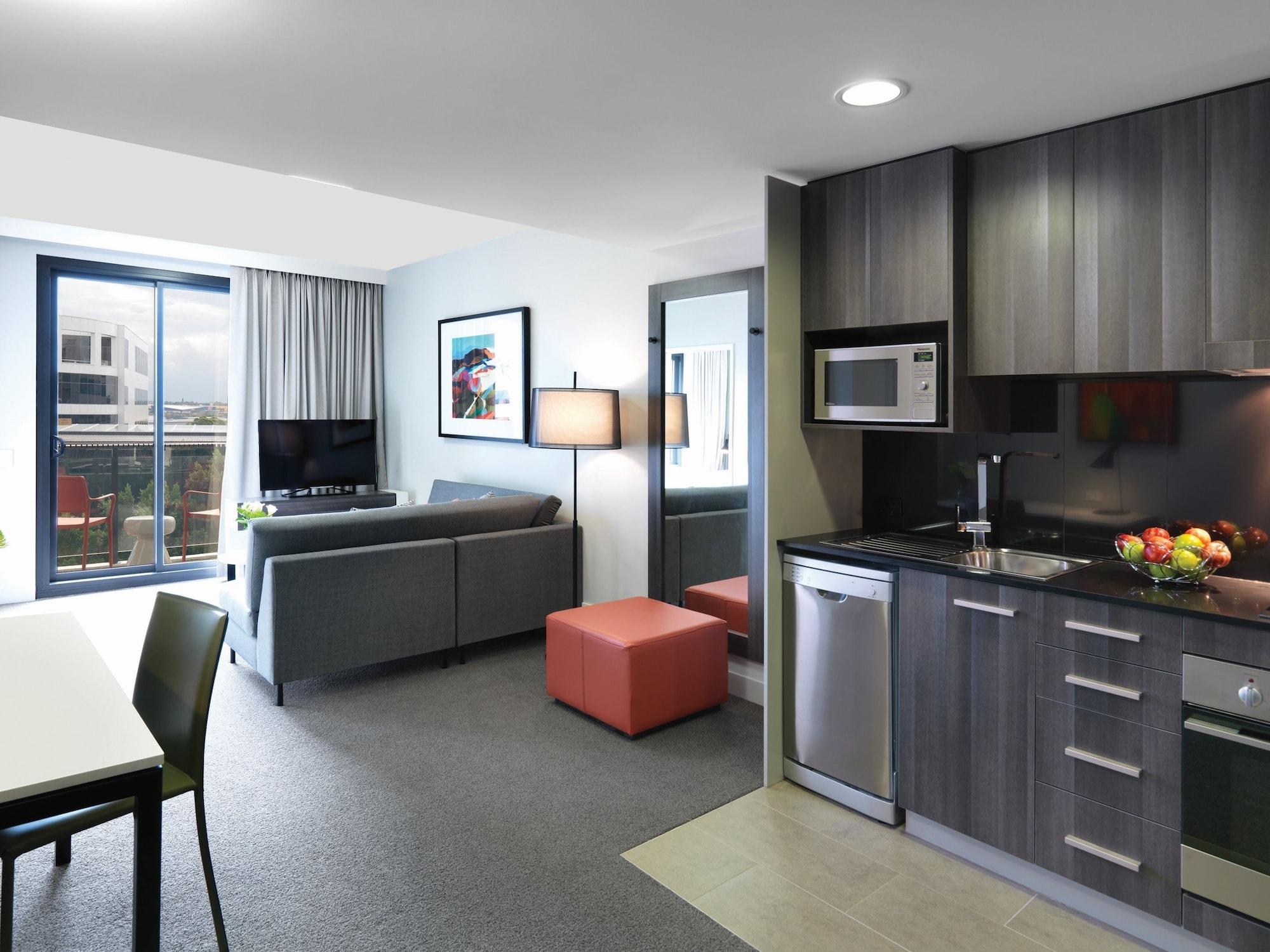 Adina Airport Aparthotel Sydney