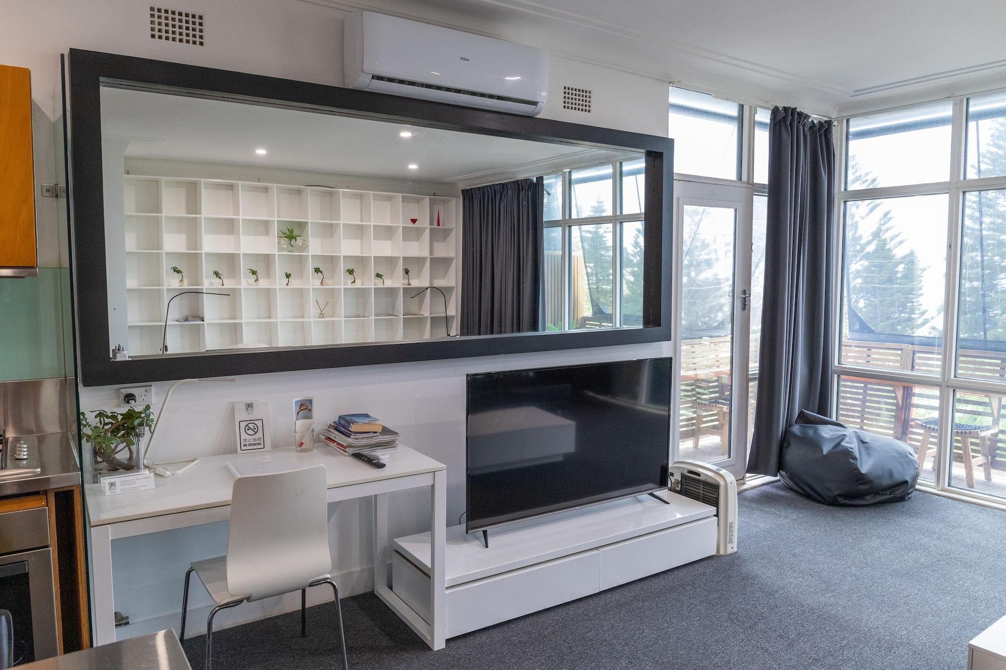 Hotel Dive Sydney