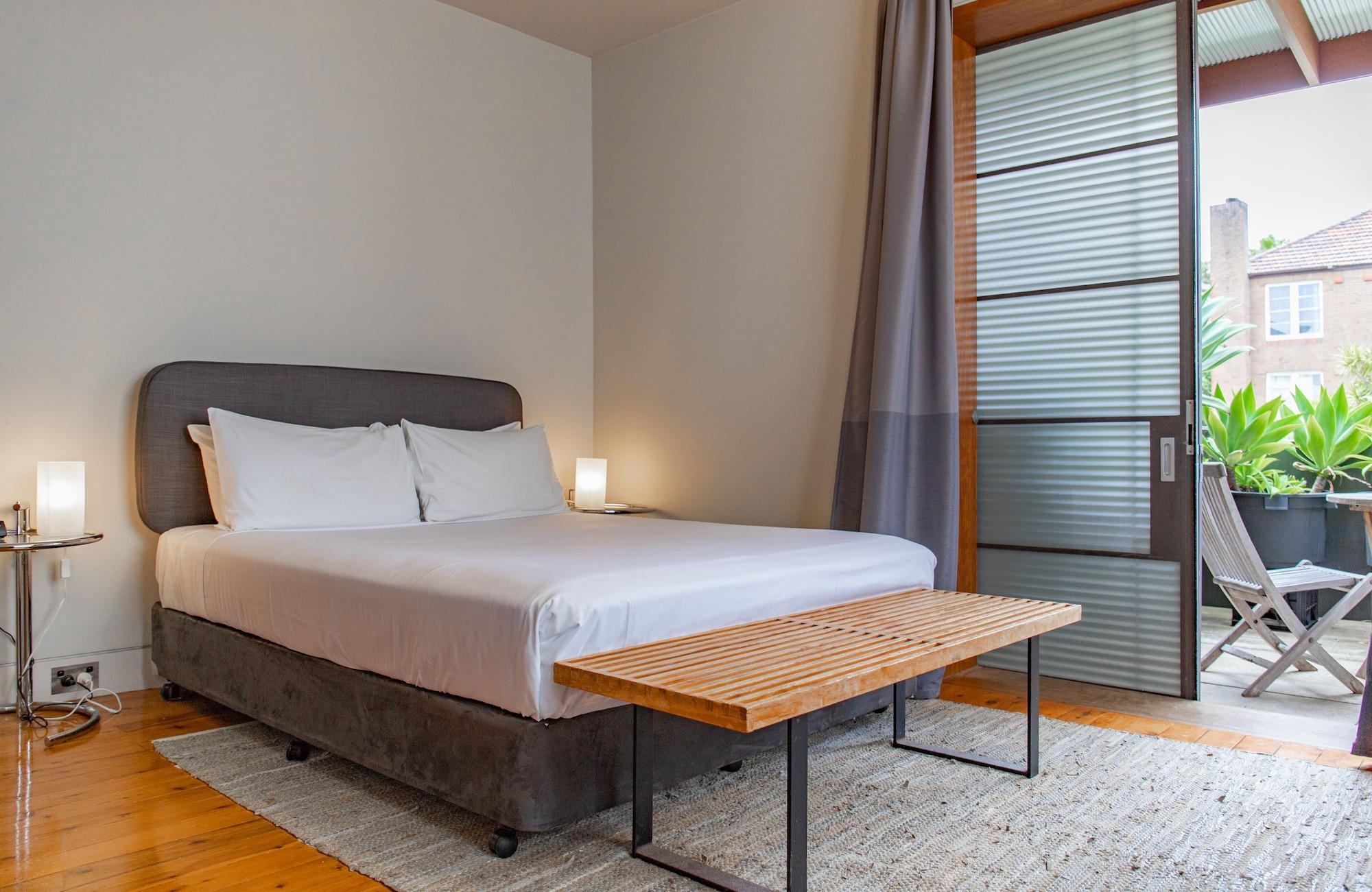 Dive Hotel Sydney