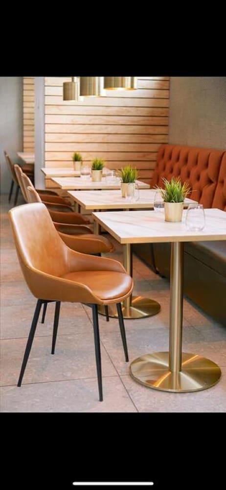Quest St Leonards Aparthotel 4*