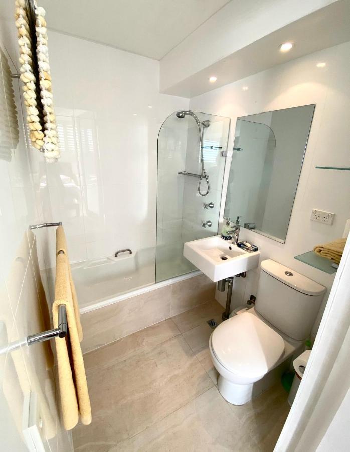 Manly Ocean Beach View Sunrise & Sunset Apartamento *