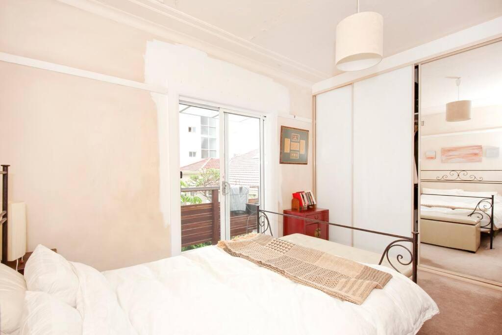 Apartment To In 3 Minutes: Bondi N