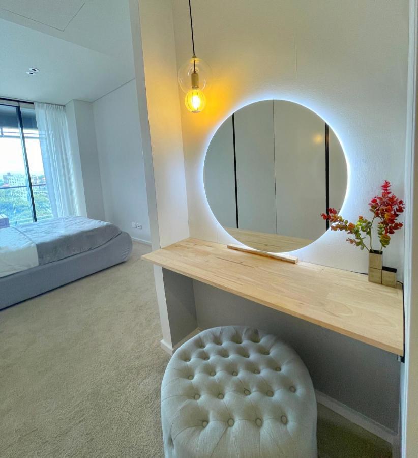 Apartment Luxurious 2 Bed Lavender Bay View