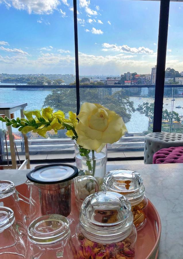 Luxurious 2 Bed Lavender Bay View Sydney