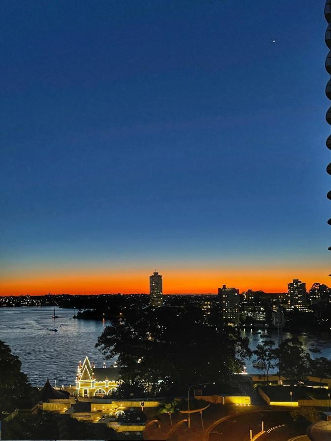 Luxurious 2 Bed Lavender Bay View Sydney