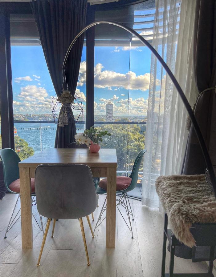Apartment Luxurious 2 Bed Lavender Bay View
