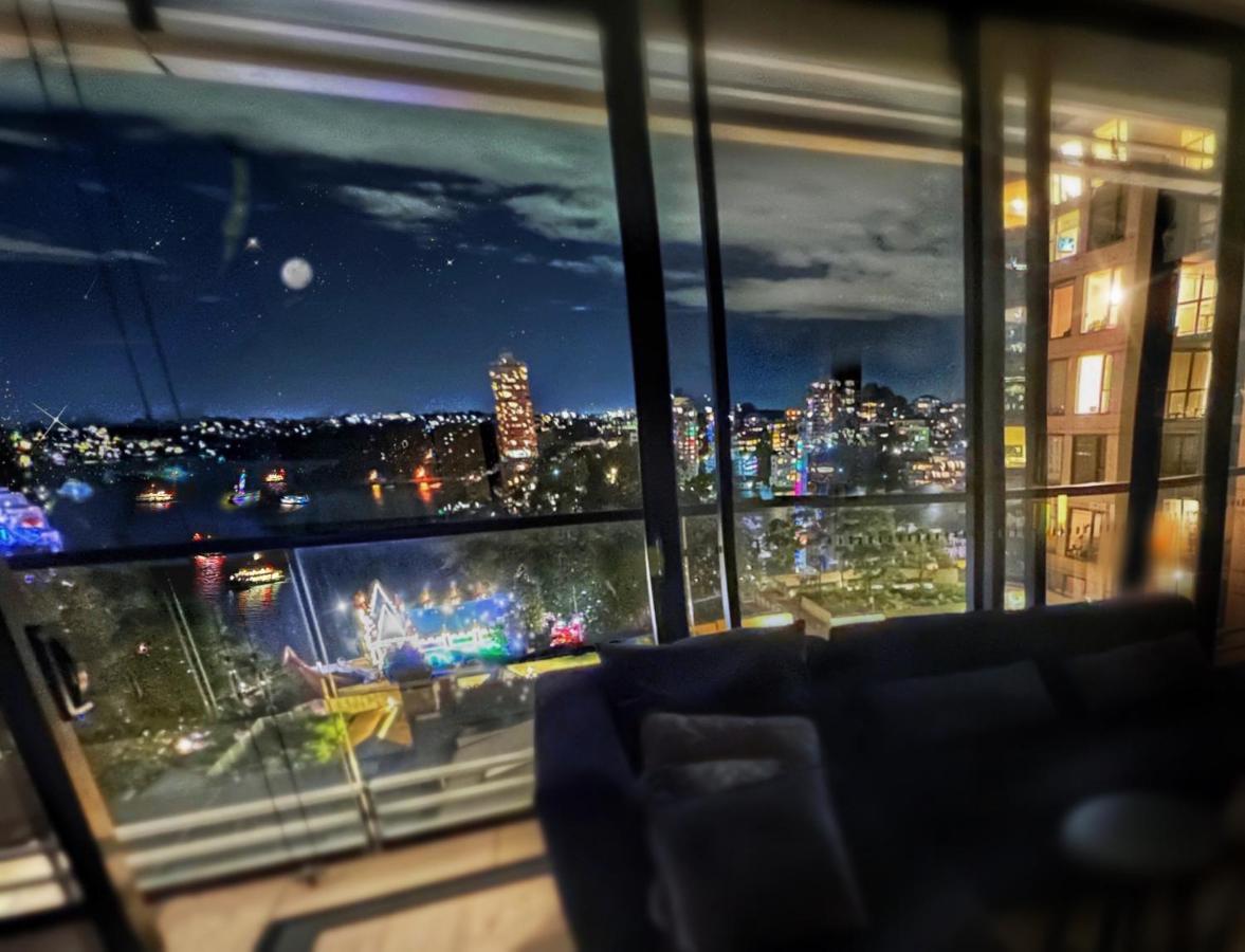 Luxurious 2 Bed Lavender Bay View Apartment Sydney
