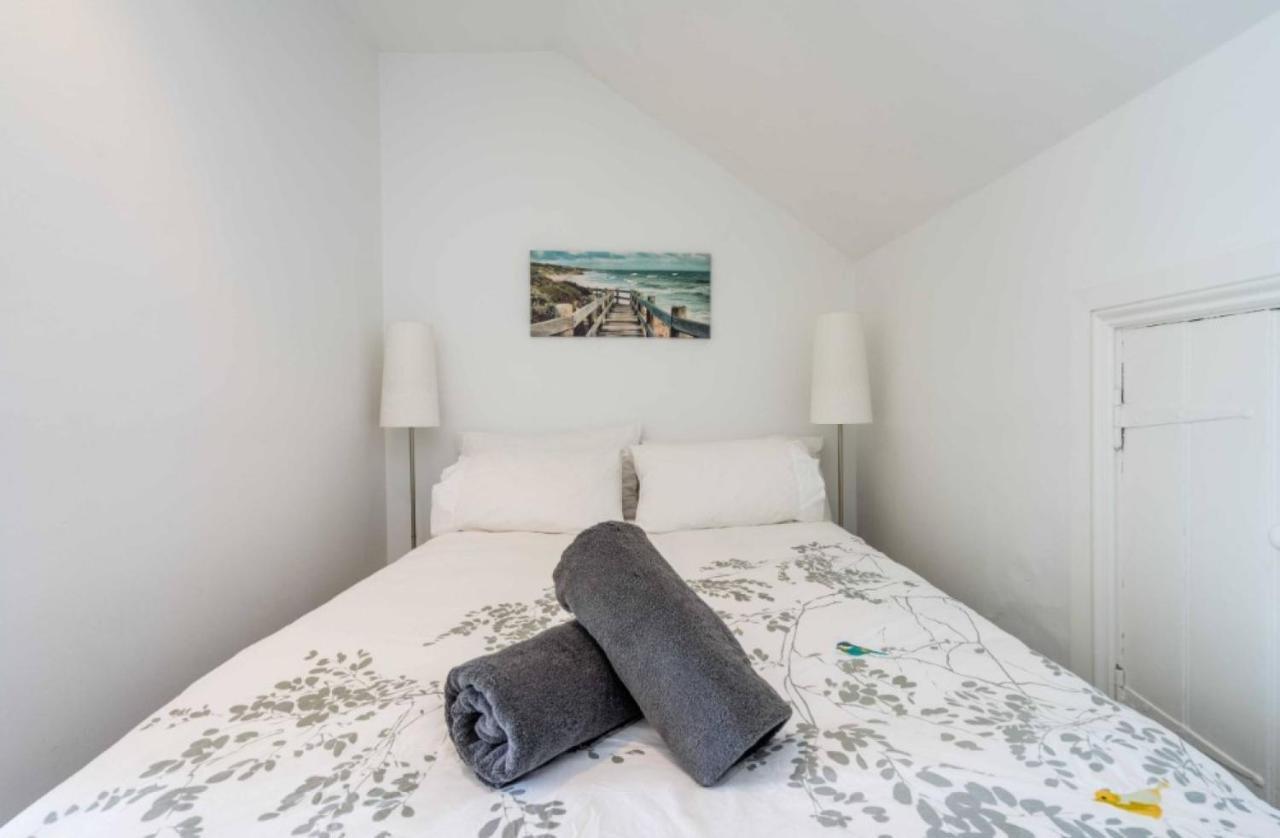 Apartment Sanctuary At The Rocks *