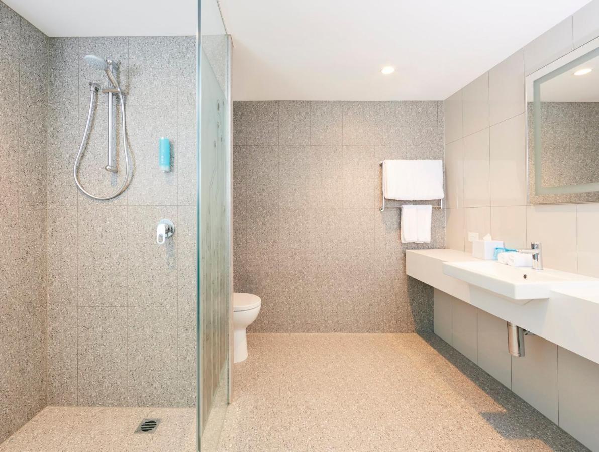 Express Macquarie Park By Ihg Hotel Sidney