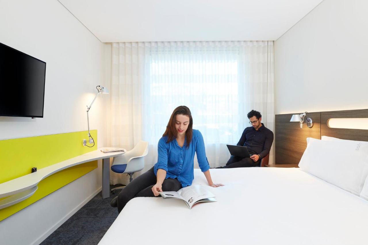 Express Macquarie Park By Ihg Hotel Sidney