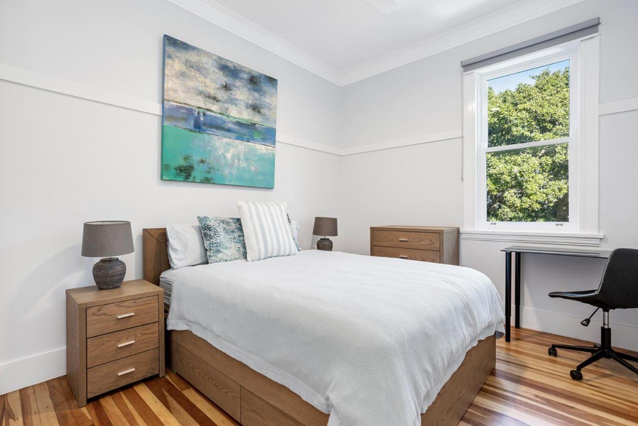 Apartment Harbour View In Rose Bay