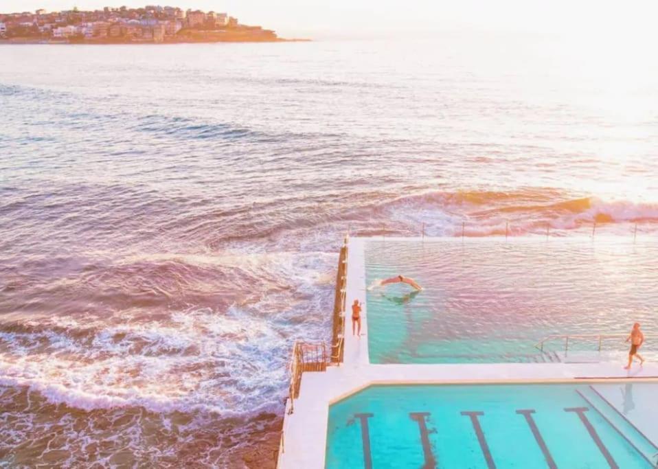 Sunny Terrace In The Heart Of Bondi * Sidney