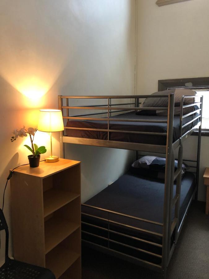 Bert's Backpackers Hostel