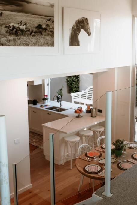 Stunning Harbourside With Panoramic Views