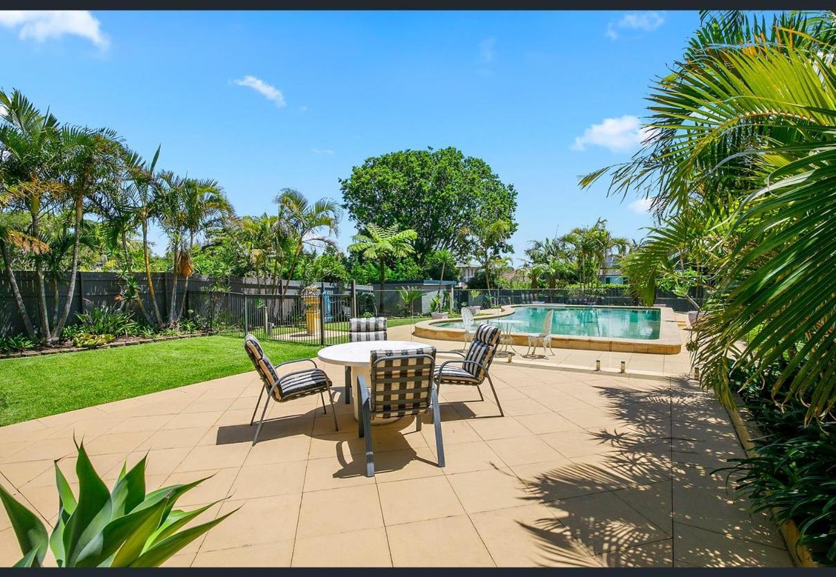 Brennan's Family Guest house *