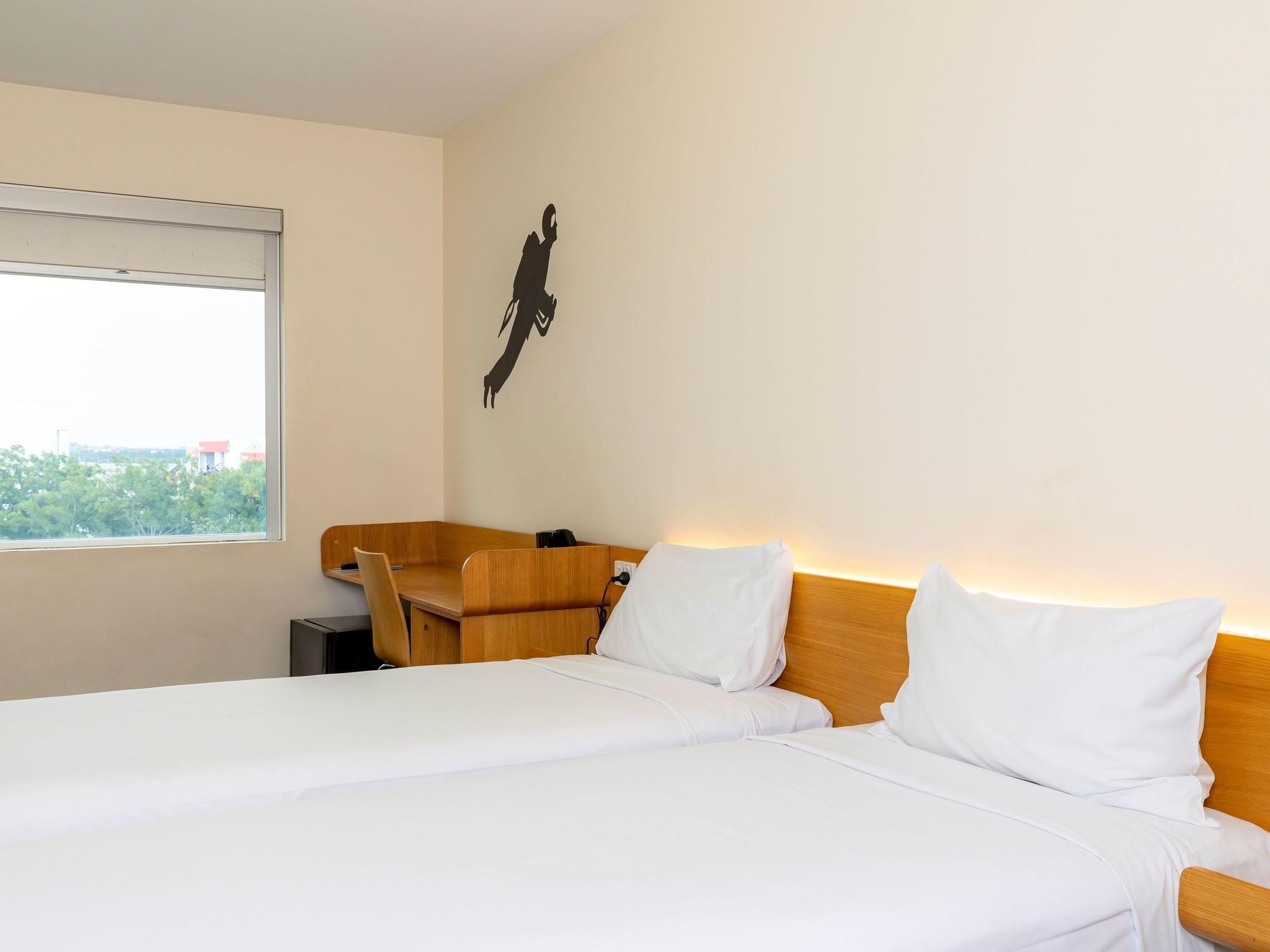 Ibis Budget Airport