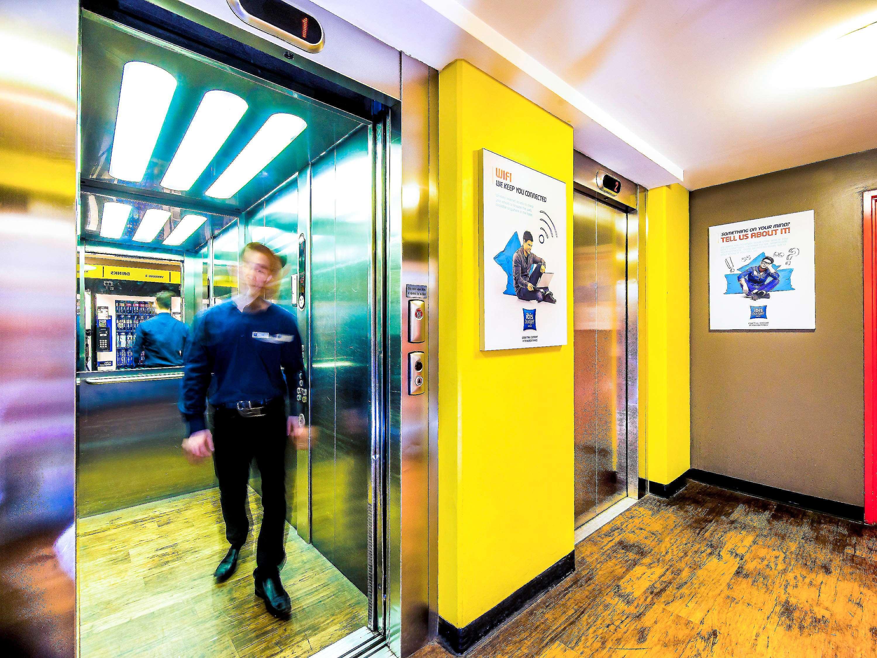 Hotel Ibis Budget Airport 3*