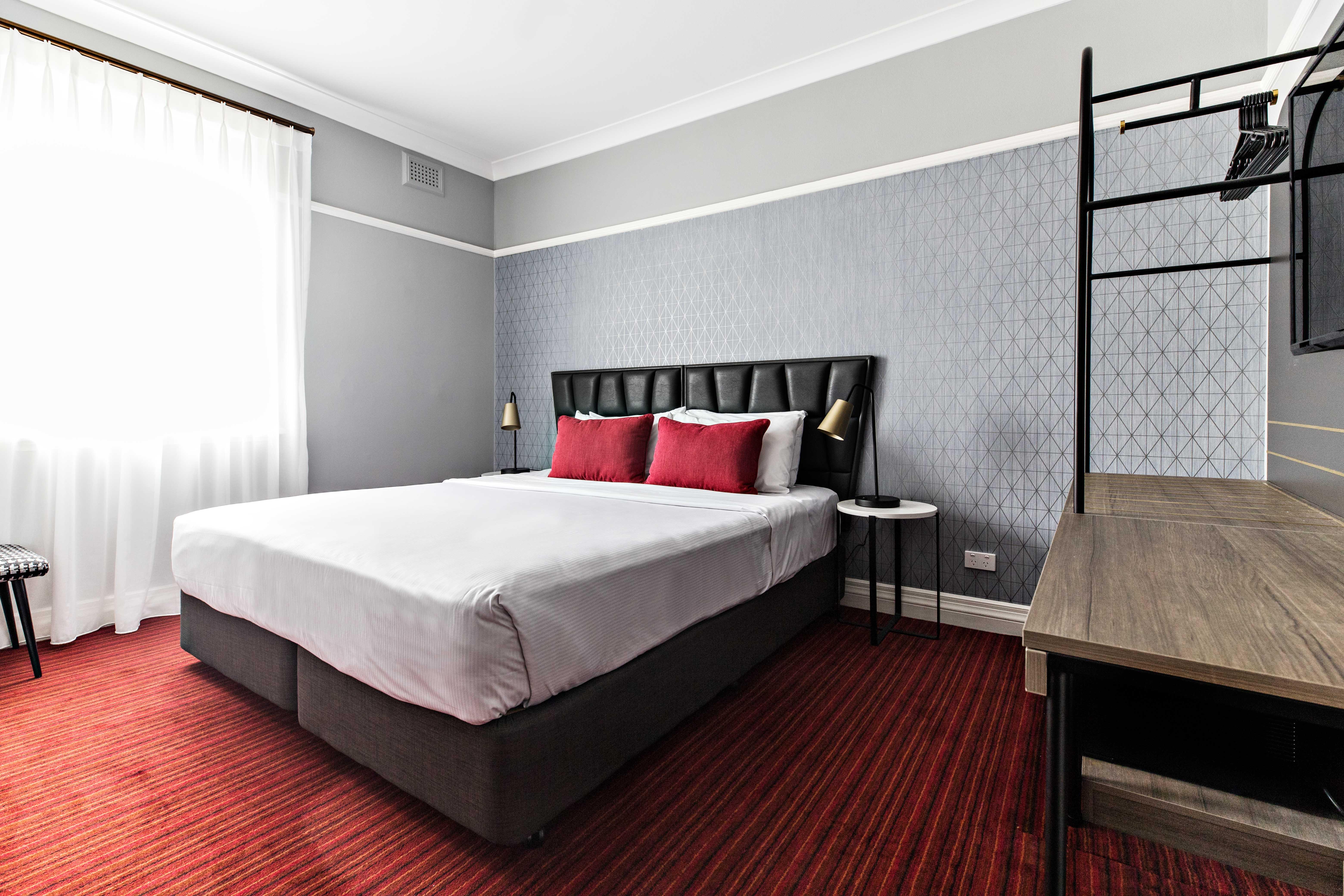No 9 Springfield 3* Sydney