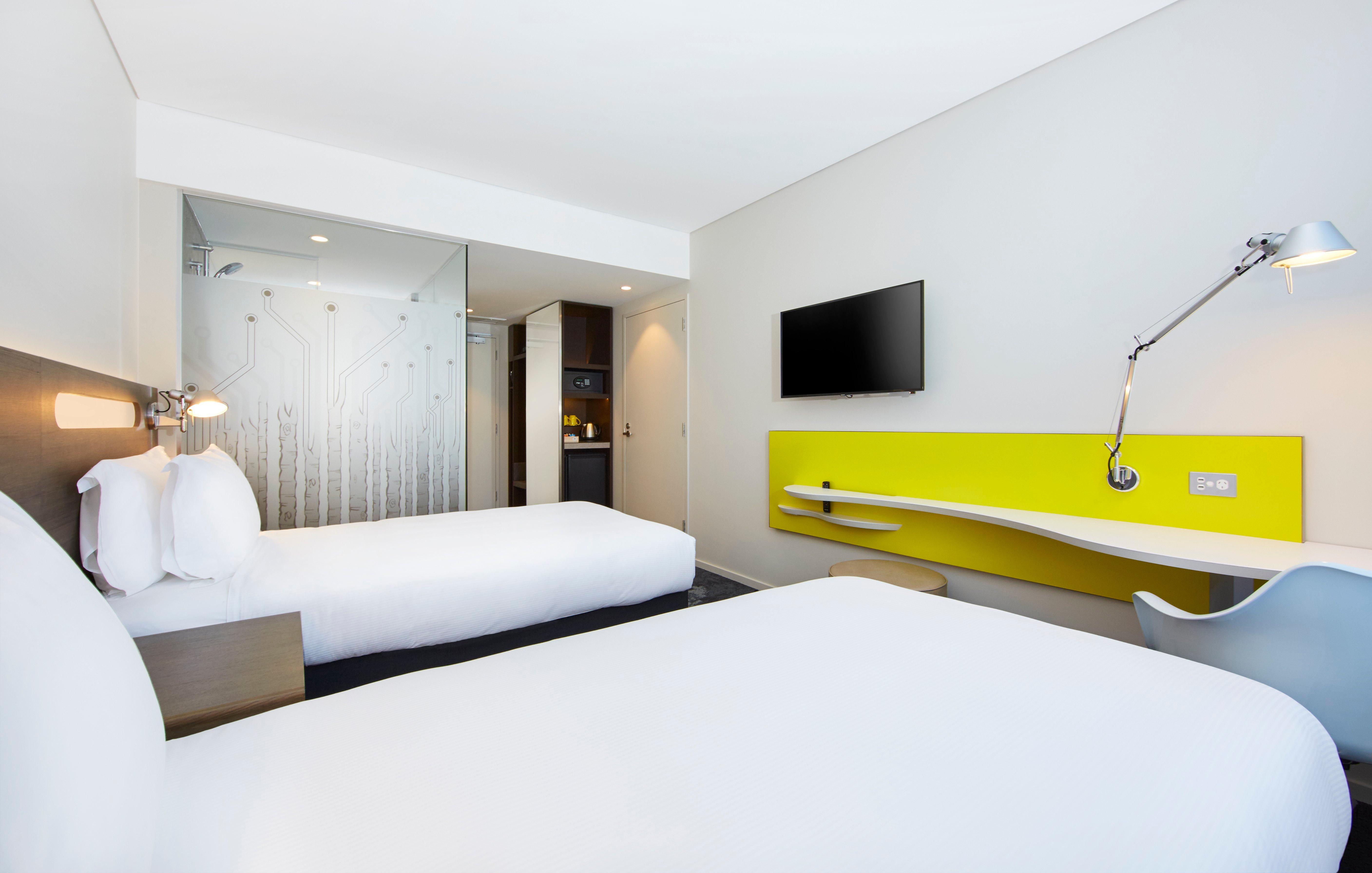 Hotel Express Macquarie Park By Ihg 4*