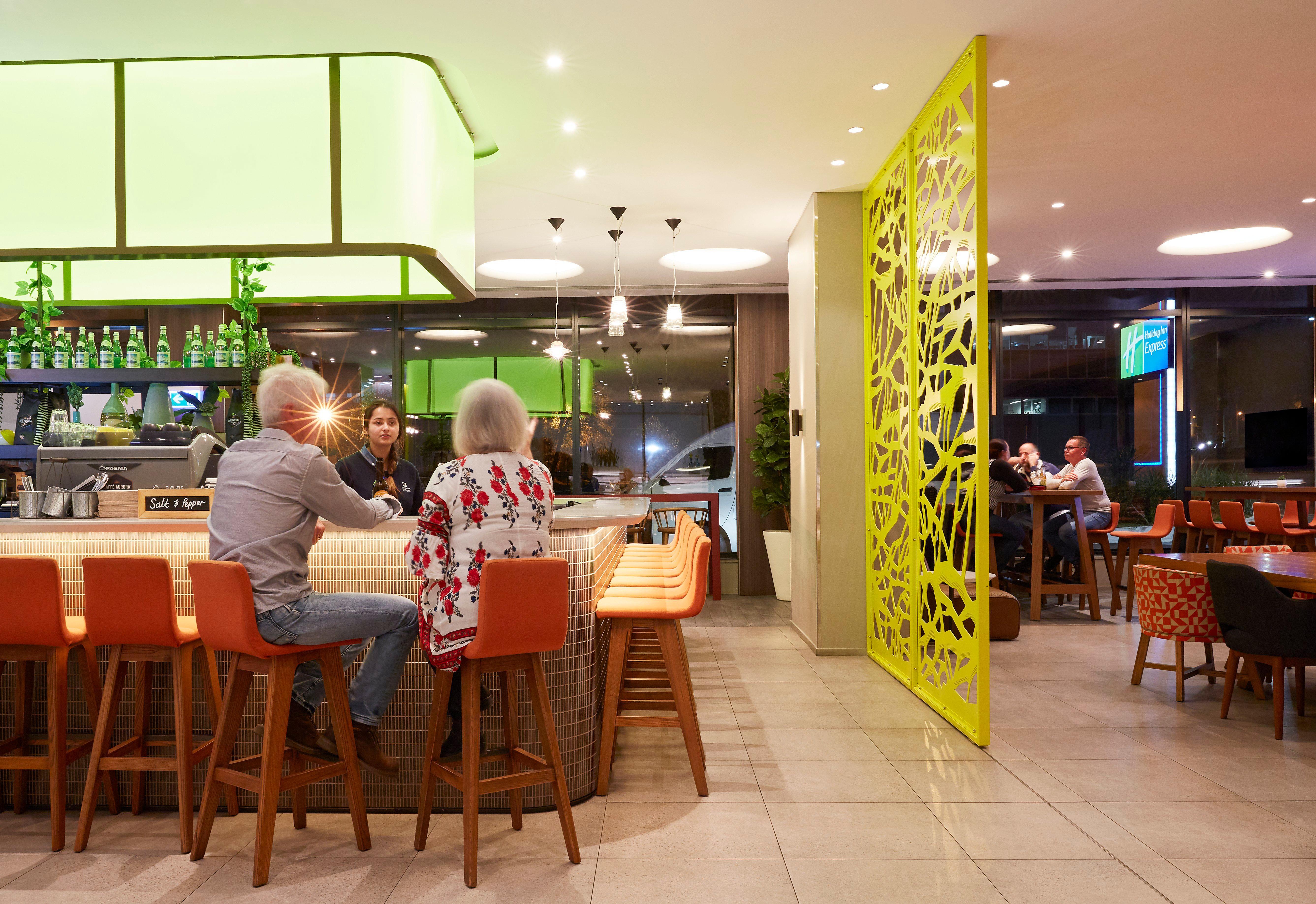 Express Macquarie Park By Ihg Hotel
