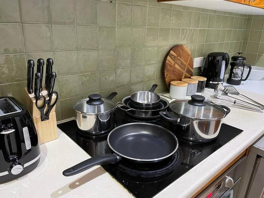 Spacious House With Queen Beds Cinema * Sydney
