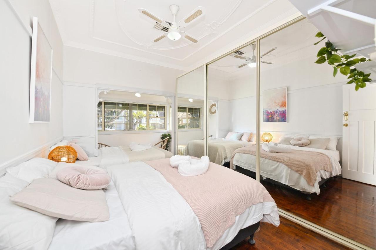 Spacious House With Queen Beds Cinema Holiday home