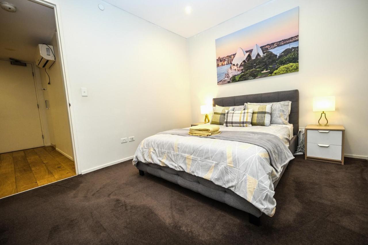 Alora In Cbd - Darling Harbour