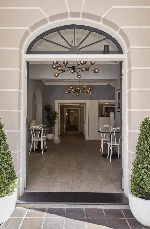 No 9 Springfield Hotel