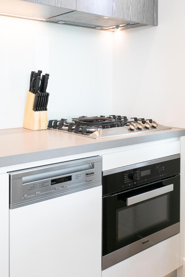 Chic 2-bed With Balcony Near Coogee *