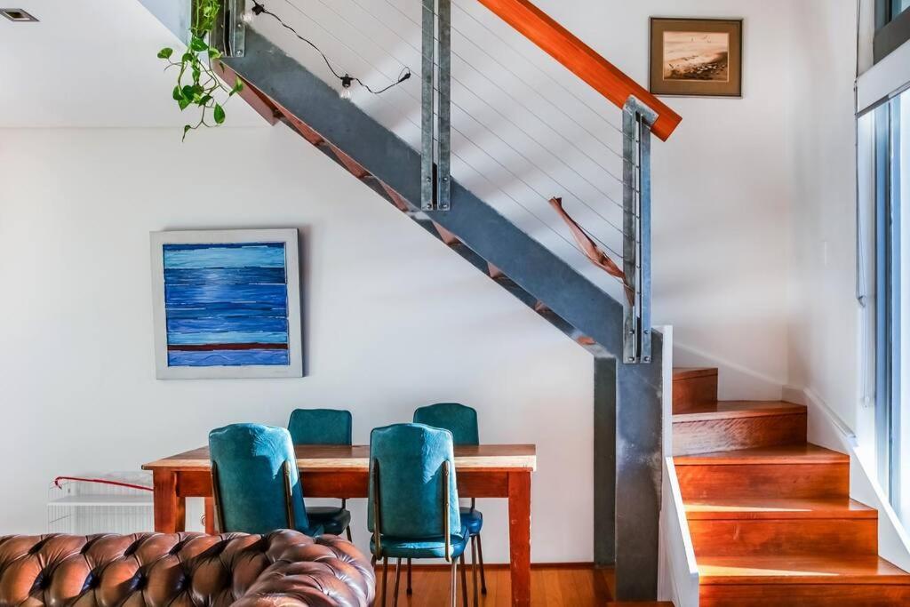Lofty Loft By Dreams * Sydney