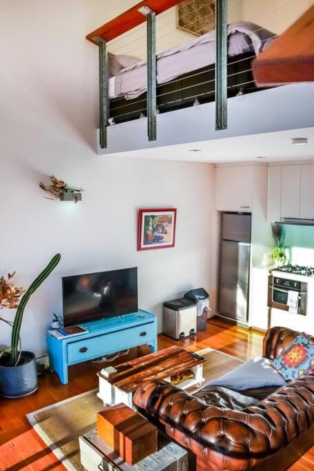 Lofty Loft By Dreams *