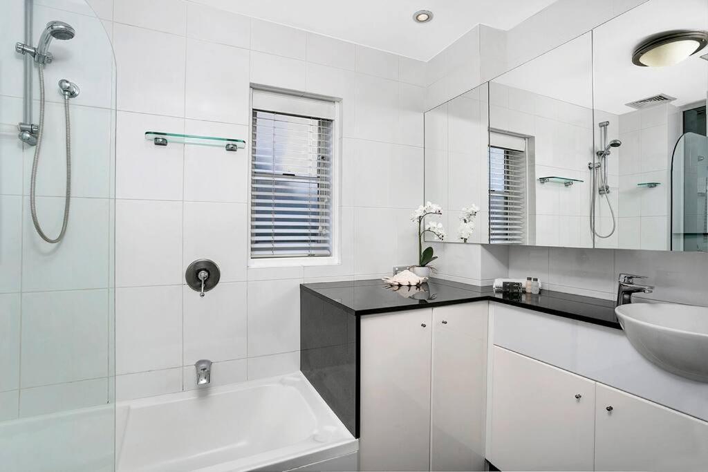 Apartment Bent6 - Spacious W/ Panoramic Harbour Views Sydney