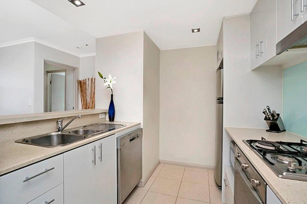 L1101 Atchison Street - St Leonards Apartment *