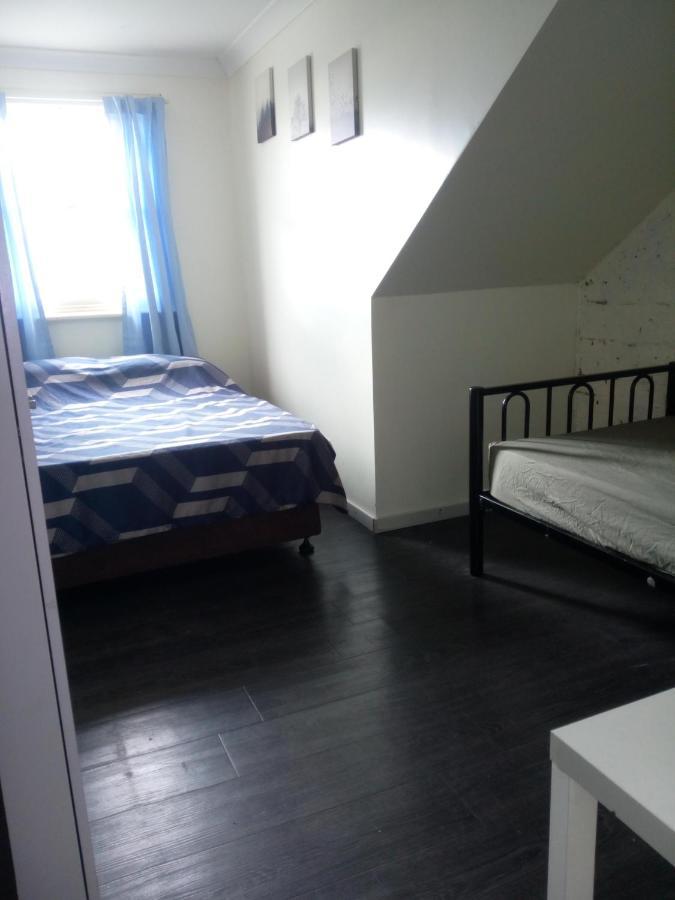 Hostel Clover Free Car Parking Sydney