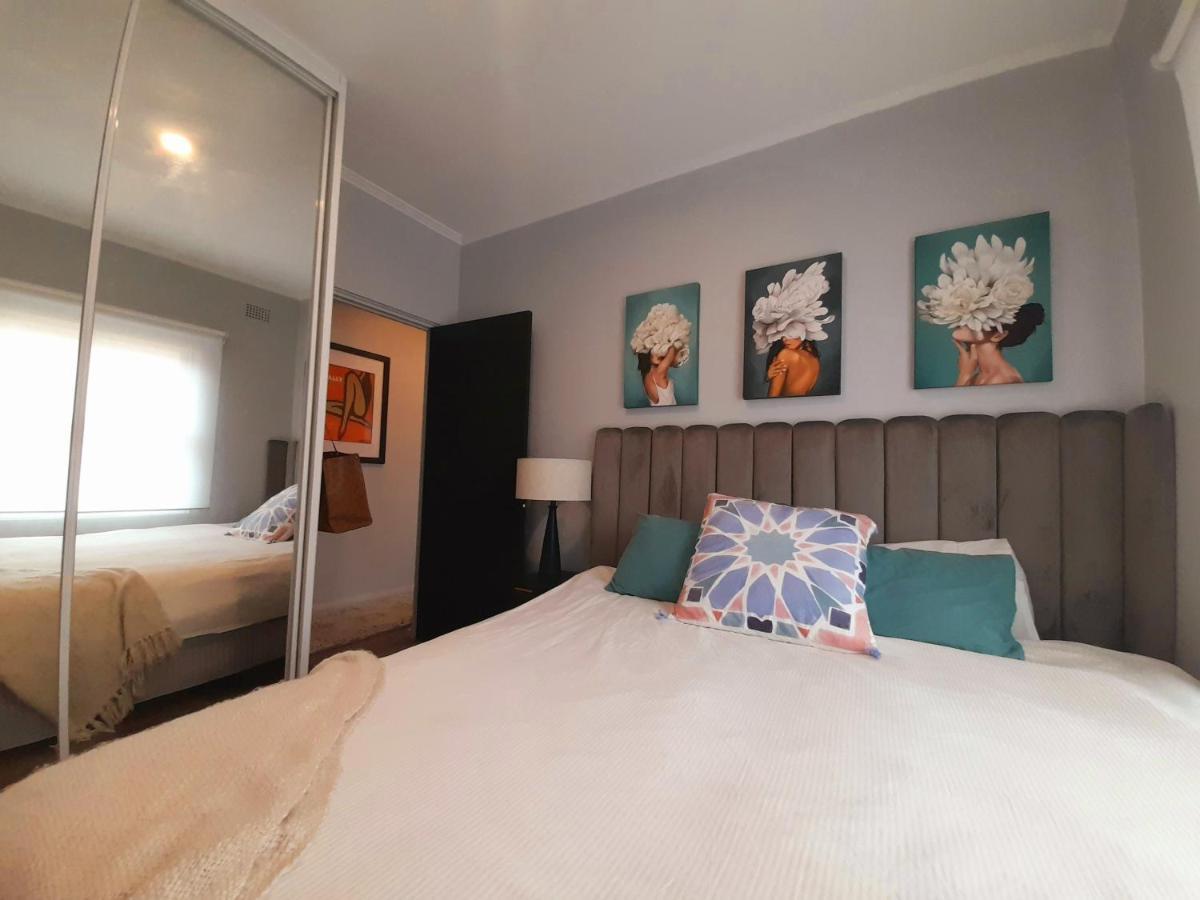 Apartment Bright And Beautiful In Burwood