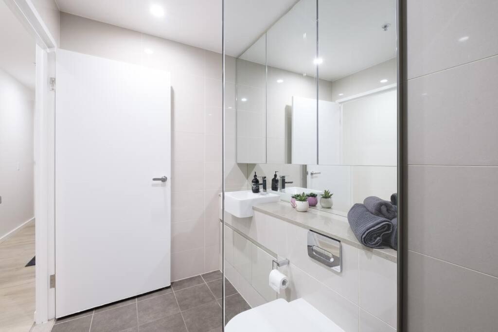 Castlereagh - 2br Cbd Views Hyde Park Families & Groups Sydney