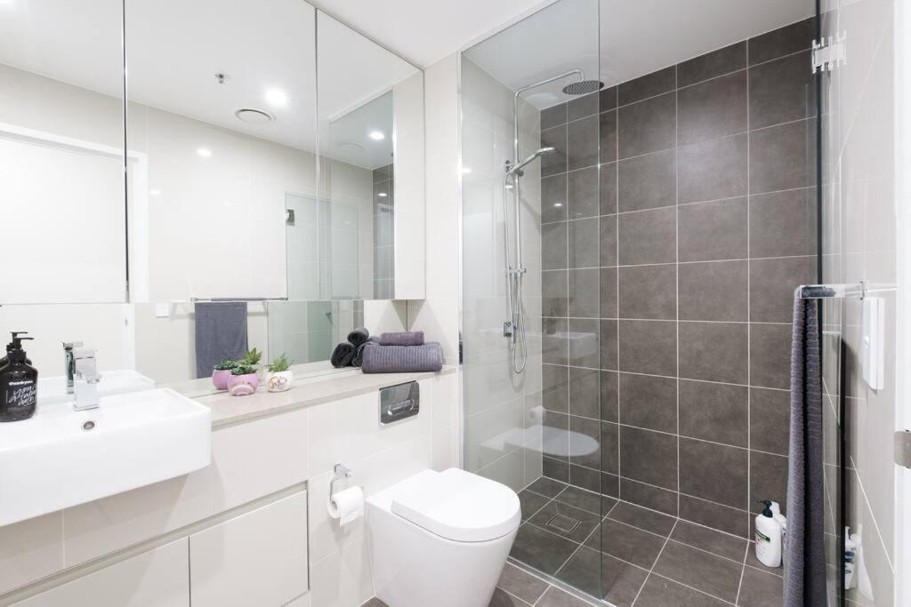 Castlereagh - 2br Cbd Views Hyde Park Families & Groups *