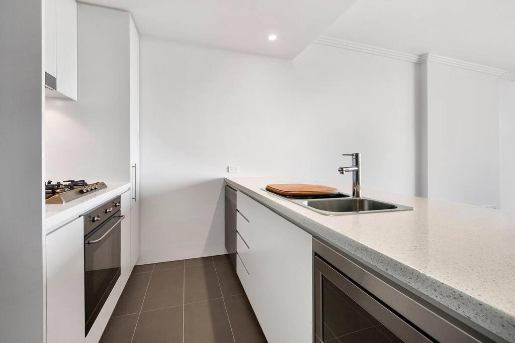 Panoramic View 3bed2bath Wi-fi Parking * Sydney