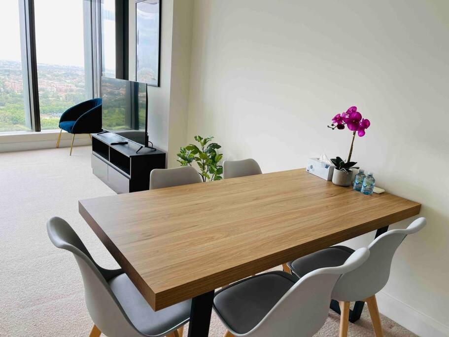 Panoramic View 3bed2bath Wi-fi Parking Apartment
