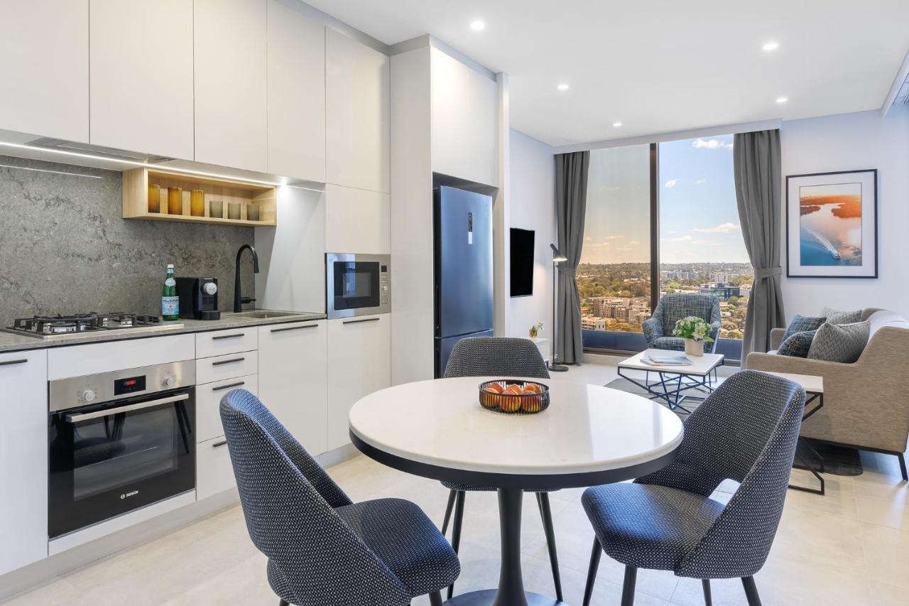 Hotel Meriton George Street, Parramatta Sydney