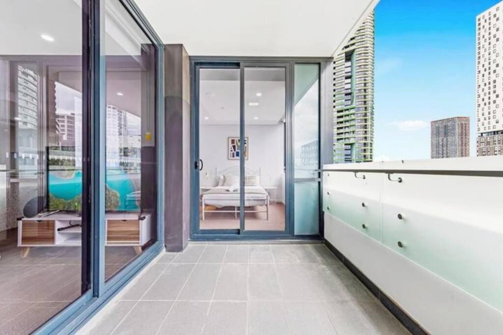 Facilities On-site 4 Bedrooms Olympic Park * Sidney