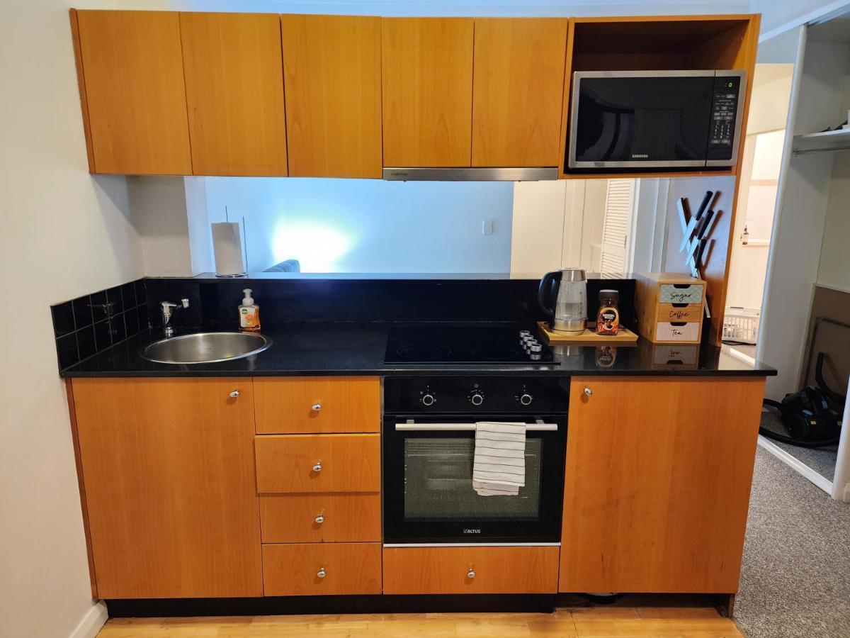 Apartment Lovely Studio Appt With Poolgymsauna Near Station Sydney