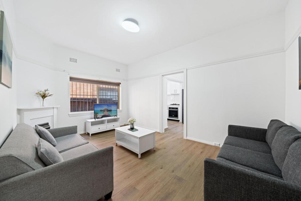 Apartment Burwood New 2 Bedroom 2 Bath Free Parking