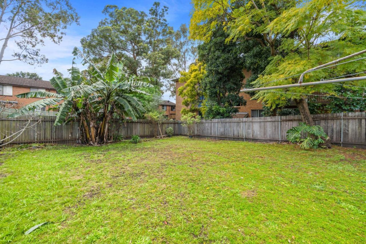 Burwood New 2 Bedroom 2 Bath Free Parking *
