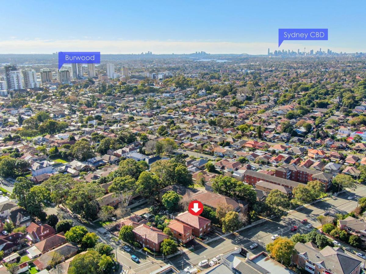 Burwood New 2 Bedroom 2 Bath Free Parking